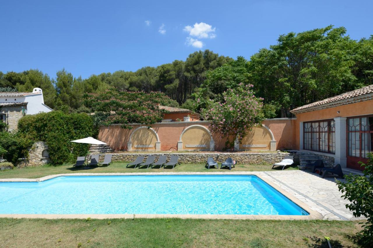 Le Pool House - Private Jacuzzi - Mas Des Sous Bois Hotell Ventabren Exteriör bild
